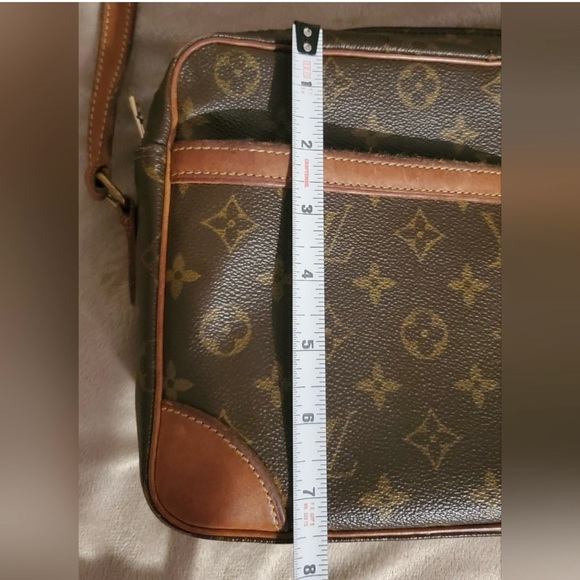 VINTAGE LUIS VUITTON TROCADERO 30 MONOGRAM CROSSBODY BAG - Picture 16 of 16